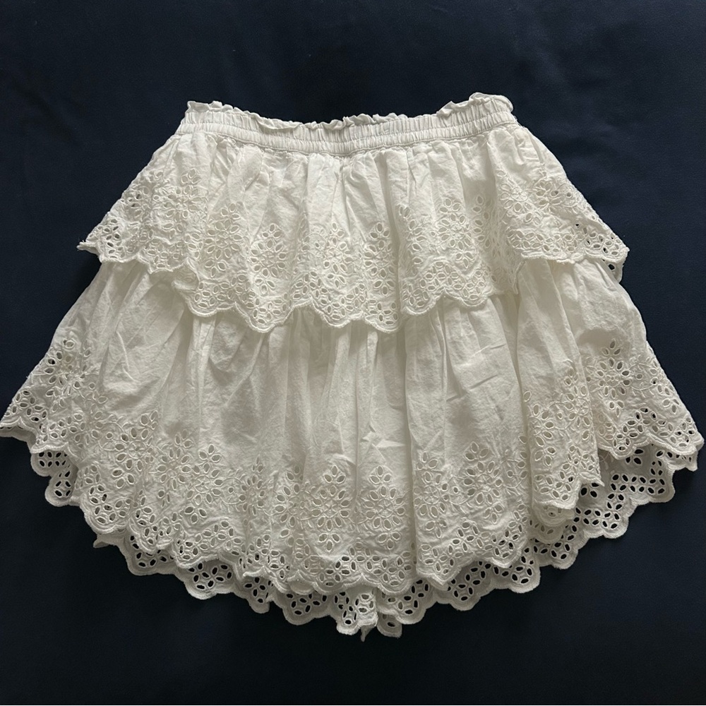 Gap white crochet lace tiered mini skirt with floral detail cutouts